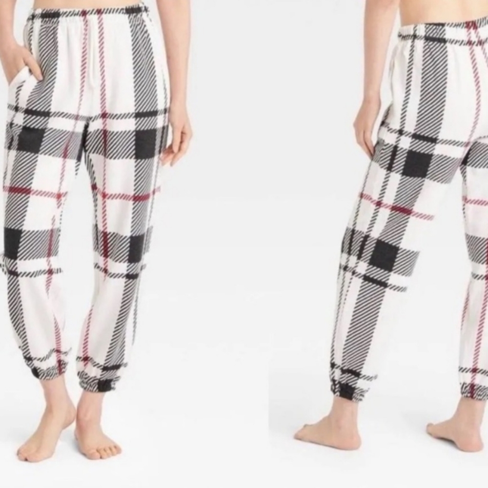 Colsie Women's Black White Red Plaid Drawstring Jogger Sweat Pants NWT